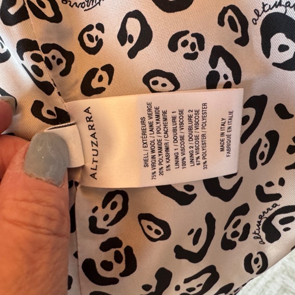 Altuzarra Virgin Wool Coat NWOT Size 40/8 - Picture 8 of 8